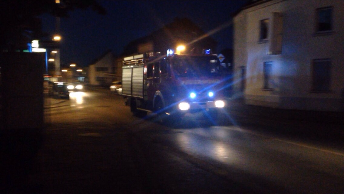 Martinshorn auch bei Nacht? Martinshorn auch bei Nacht?